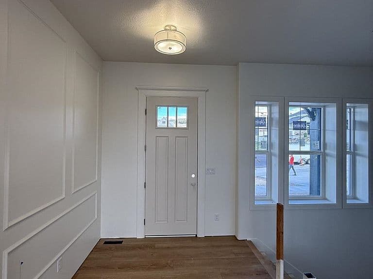 2097 Legacy Dr photo 2
