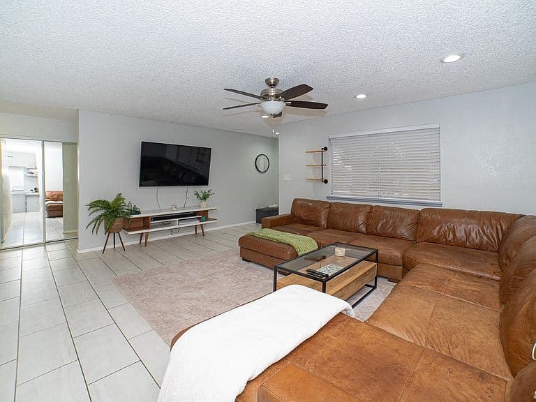2291 S Camino Tierra photo 4