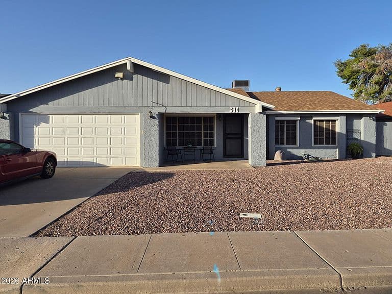 630 W Kilarea Avenue photo 2