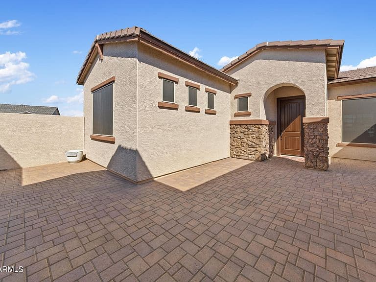 18170 W WILDWOOD Drive photo 4