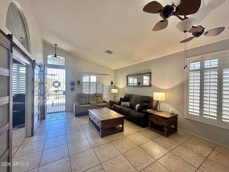 13829 W WINDSOR Avenue photo 4