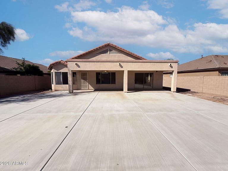 11787 S 174TH Avenue photo 5