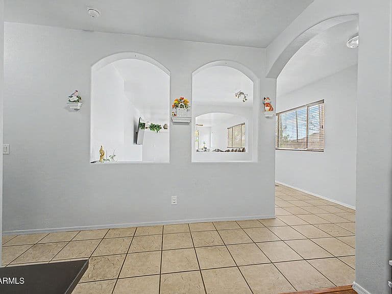 11197 W CORONADO Road photo 5