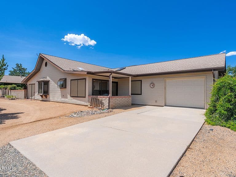 3350 N PINE VIEW Drive photo 5