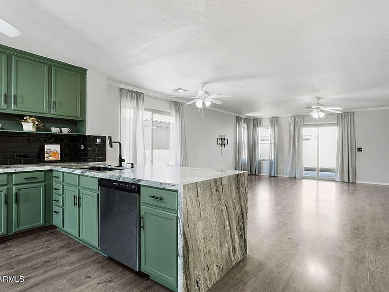 11014 E FLOSSMOOR Circle photo 3