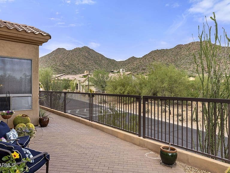 13785 E PARADISE Drive photo 2