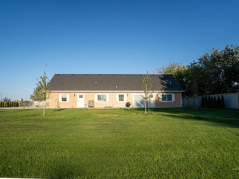 5937 5th Ave photo 3
