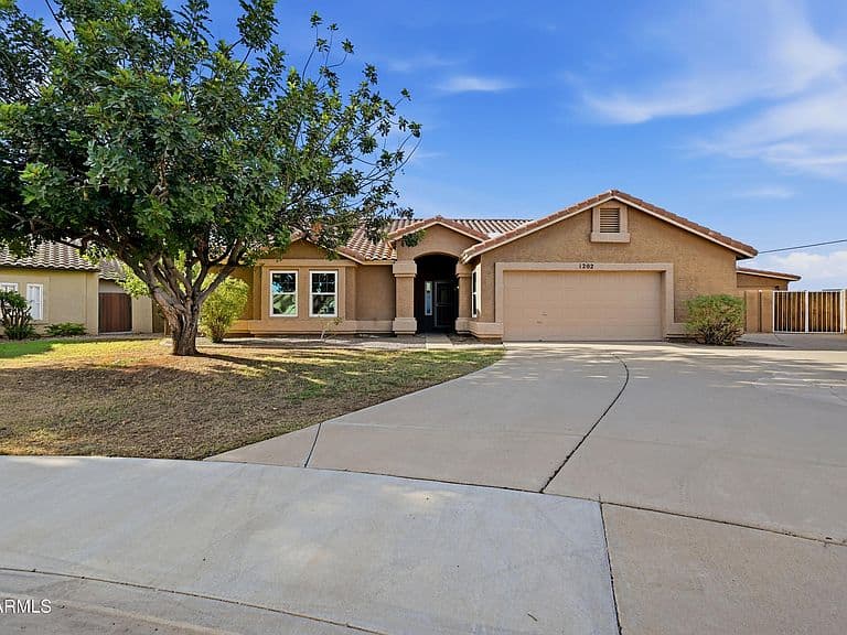 1202 S Almar Circle photo 5