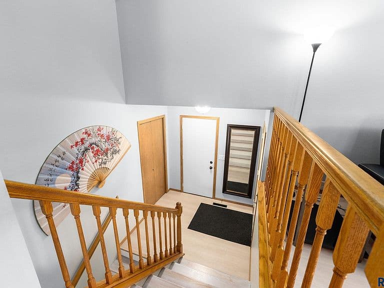 6205 W Jordan Dr photo 2