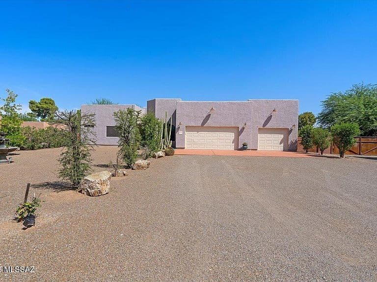3985 E Songbird Ln photo 4
