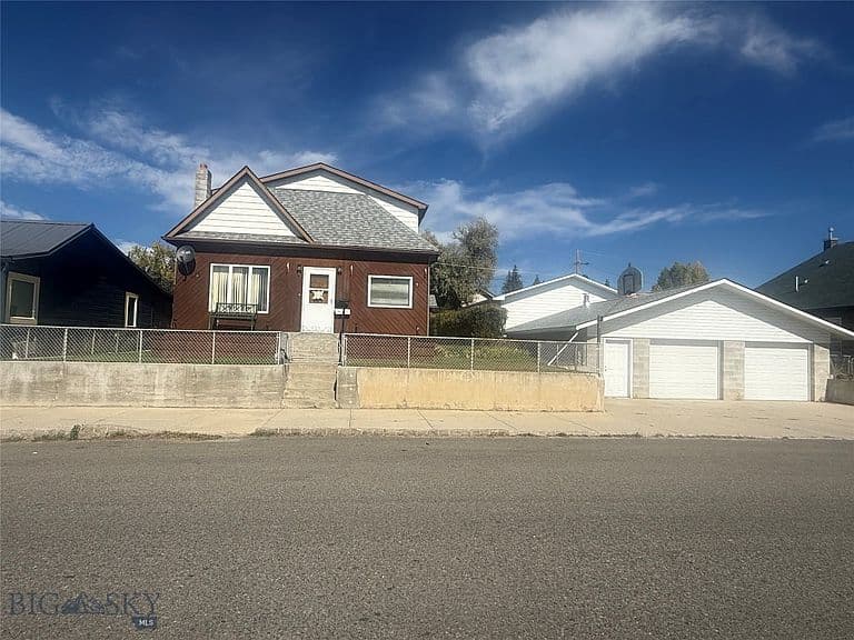 933 Zarelda St photo 1