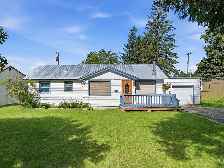 1428 4th Ave W photo 1