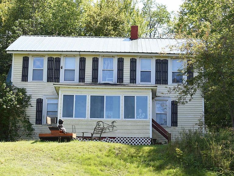 765 Lancaster Road photo 2
