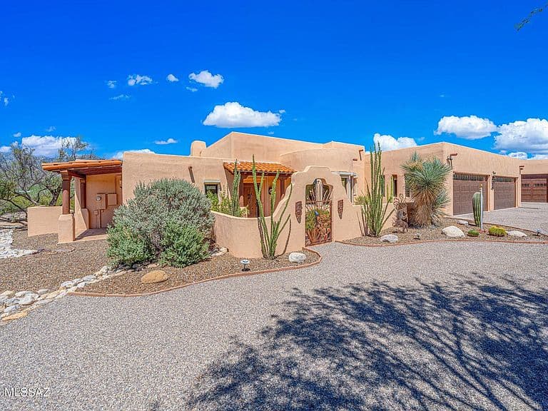 10041 E Rayann Pl photo 3