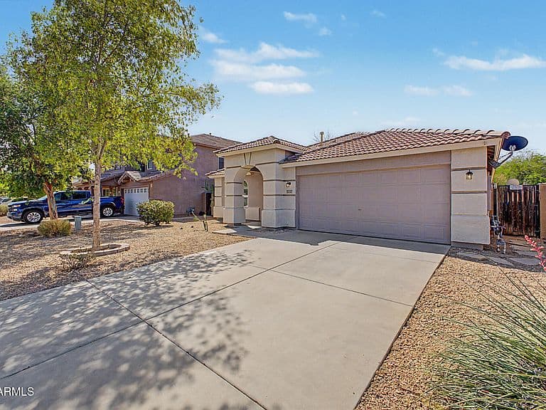 15337 W POINSETTIA Drive photo 3